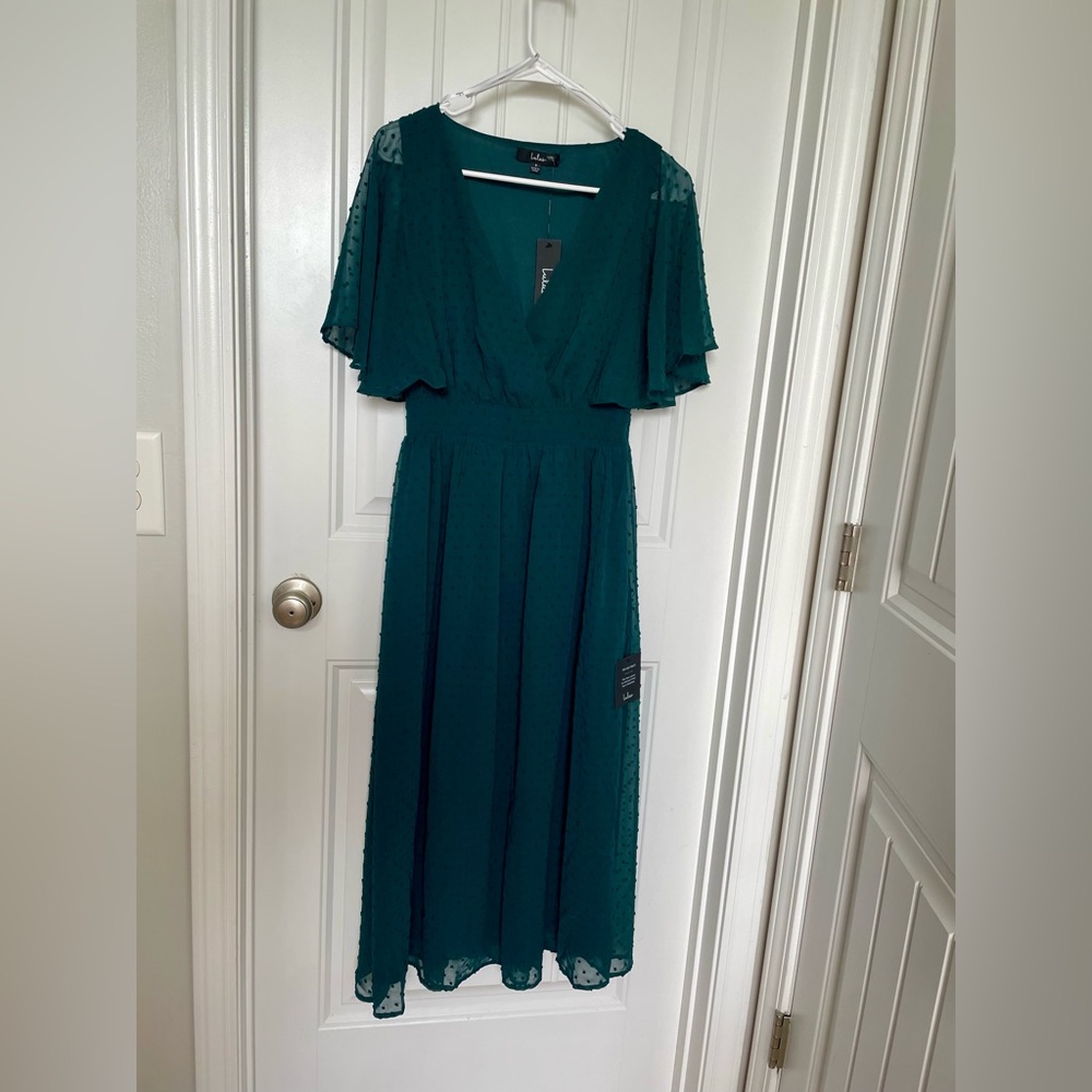 Lulu's Emerald Green Swiss Dot Midi Dress with Flutter Sleeves